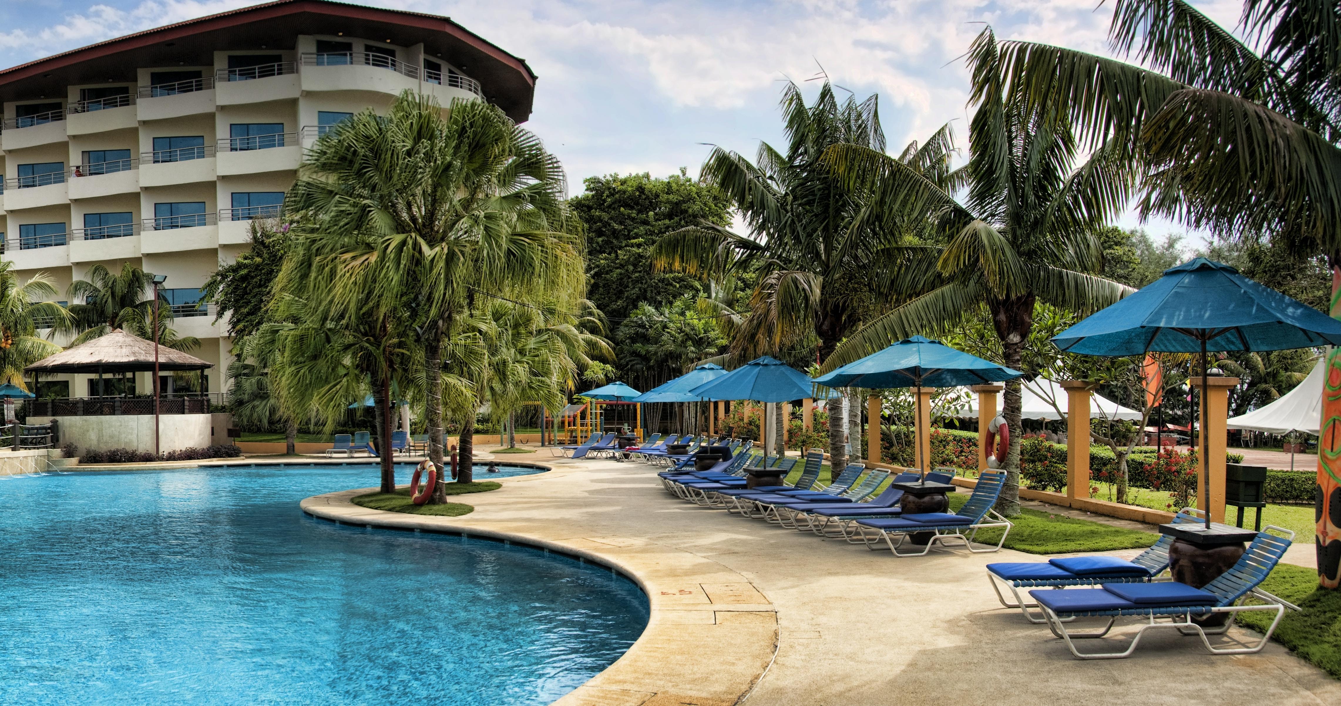 Swiss-Garden Beach Resort, Куантан Экстерьер фото