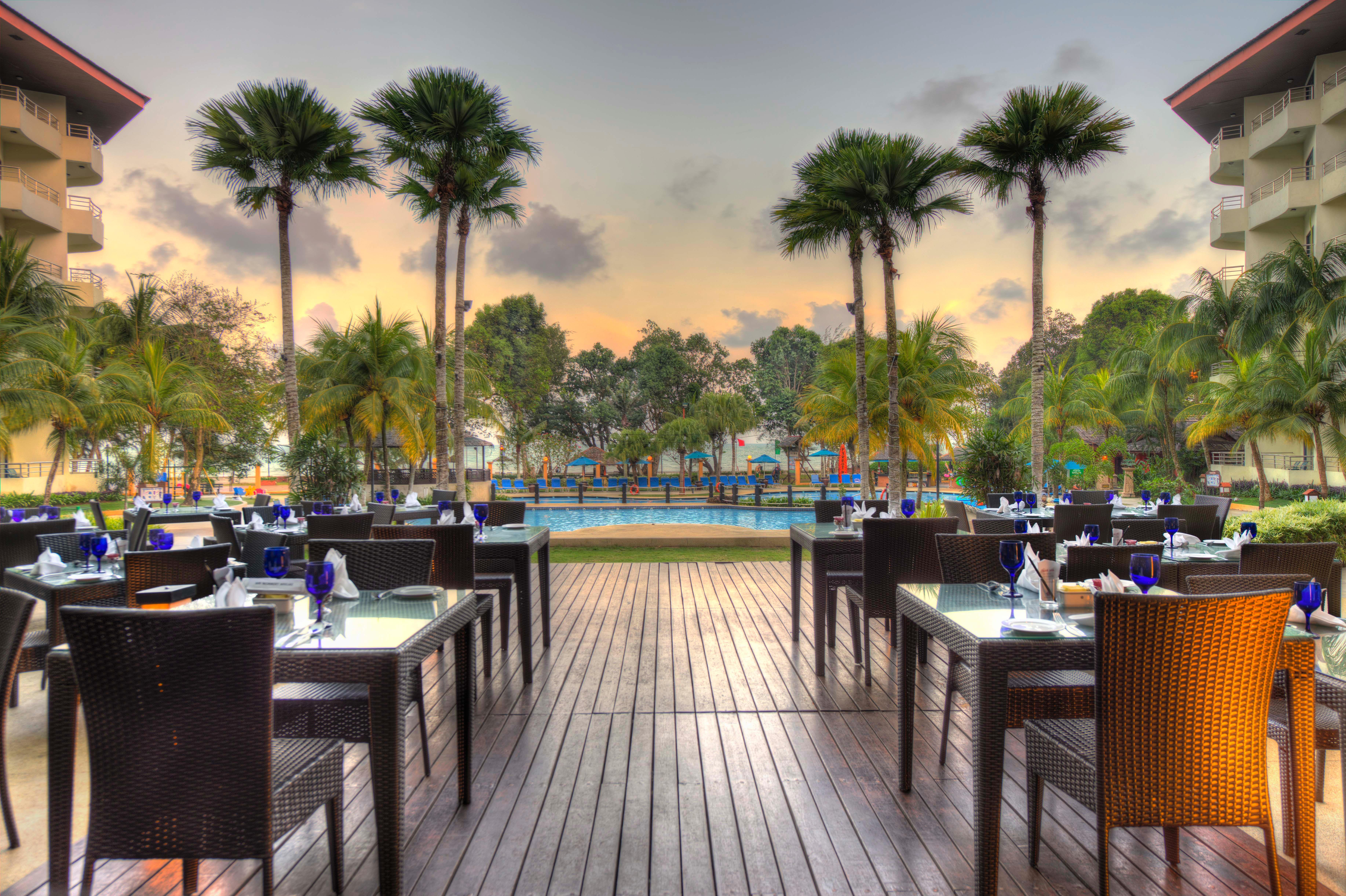 Swiss-Garden Beach Resort, Куантан Экстерьер фото